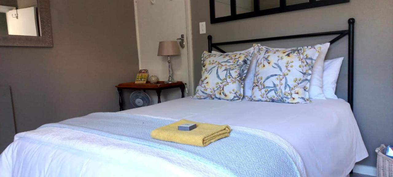 Peony Luxury Room With Wifi And Own Entrance Stellenbosch Extérieur photo